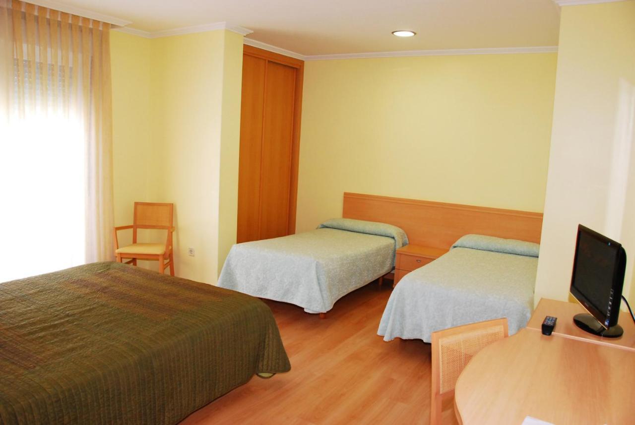 Hotel Villa Juanita Эль-Грове Экстерьер фото